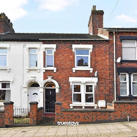 Gilman House By Truestays - 4 Bedroom House In Stoke-On-Trent Etruria Exteriör bild