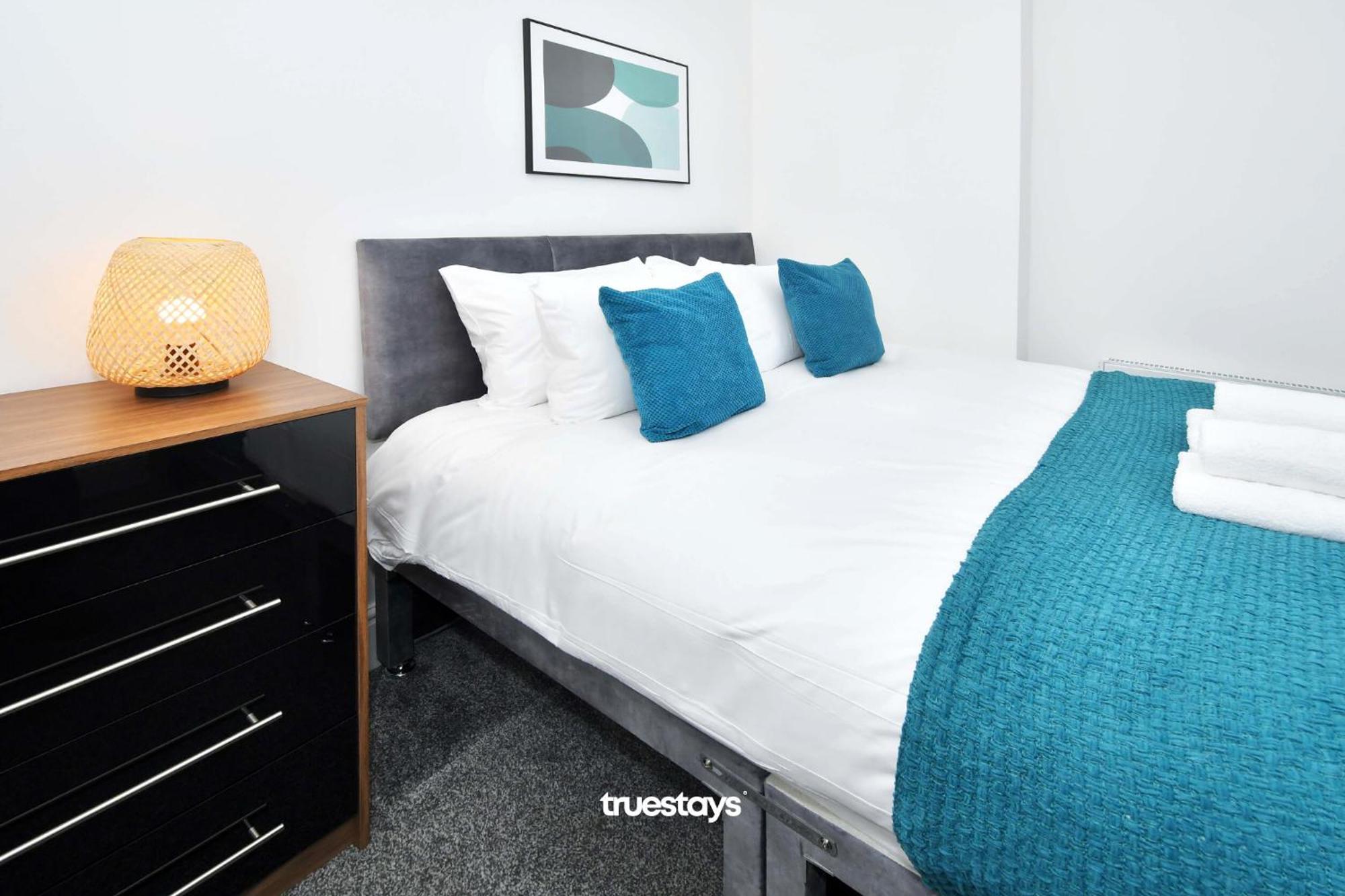 Gilman House By Truestays - 4 Bedroom House In Stoke-On-Trent Etruria Exteriör bild